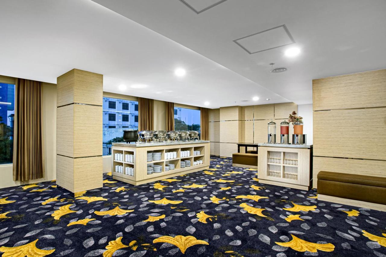 泗水达尔莫探索酒店 外观 照片